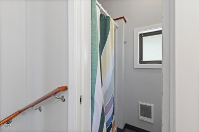 Dreaming of the Oregon Coast? Don't miss this delightful home on Salishan Spa and Golf Resort in Oregon - for sale on GolfHomes.com, golf home, golf lot