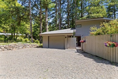 Dreaming of the Oregon Coast? Don't miss this delightful home on Salishan Spa and Golf Resort in Oregon - for sale on GolfHomes.com, golf home, golf lot