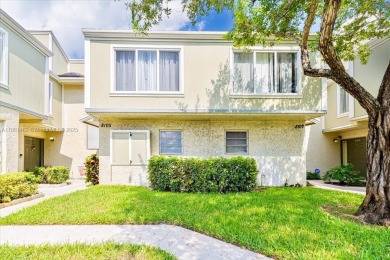 This charming 2-bedroom, 1.5-bath condo is located in the on  in Florida - for sale on GolfHomes.com, golf home, golf lot