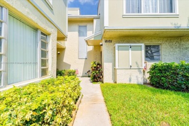 This charming 2-bedroom, 1.5-bath condo is located in the on  in Florida - for sale on GolfHomes.com, golf home, golf lot