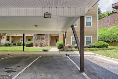 Updated terrace level corner unit  2BR/2BA with bunk room now on Kingwood Golf Club and Resort in Georgia - for sale on GolfHomes.com, golf home, golf lot