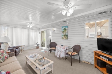 Beautiful 2 Bed, 2 Bath, 2 car attached garage facing front on The Links of Spruce Creek in Florida - for sale on GolfHomes.com, golf home, golf lot