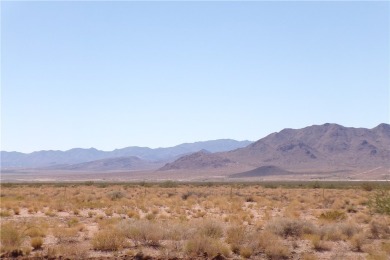 Nice flat lot on a paved road. Be a part of this golf course on Valle Vista Golf Course in Arizona - for sale on GolfHomes.com, golf home, golf lot