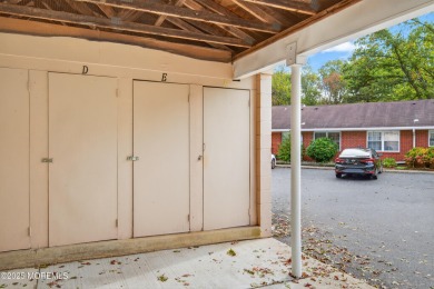 Come see this Beautifully Renovated Marlborough End-Unit Condo on Greenbriar Woodlands in New Jersey - for sale on GolfHomes.com, golf home, golf lot