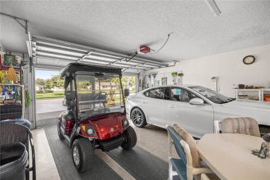 Beautiful 2 Bed, 2 Bath, 2 car attached garage facing front on The Links of Spruce Creek in Florida - for sale on GolfHomes.com, golf home, golf lot