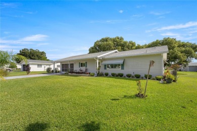 Beautiful 2 Bed, 2 Bath, 2 car attached garage facing front on The Links of Spruce Creek in Florida - for sale on GolfHomes.com, golf home, golf lot