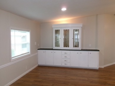 Adorable Move-In Ready Home with Many Upgraded Features! Comes on Tomoka Oaks Golf and Country Club in Florida - for sale on GolfHomes.com, golf home, golf lot
