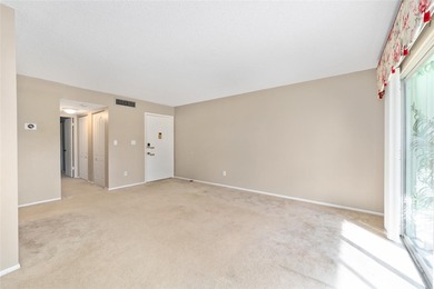 Welcome to carefree living in this charming 1-bedroom on Country Club At Silver Springs Shores in Florida - for sale on GolfHomes.com, golf home, golf lot