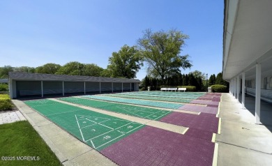 Welcome to this beautifully maintained Delaware model nestled on Rossmoor Golf Club in New Jersey - for sale on GolfHomes.com, golf home, golf lot