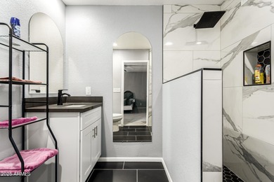 Welcome to this charming home in the 55+ Sunland Village East! on Sunland Village East Golf Course in Arizona - for sale on GolfHomes.com, golf home, golf lot