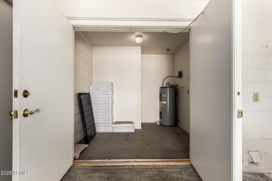 Welcome to this charming home in the 55+ Sunland Village East! on Sunland Village East Golf Course in Arizona - for sale on GolfHomes.com, golf home, golf lot