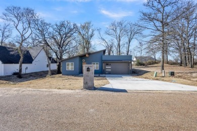 **Motivated Seller*** Seller is offering $3800 towards buyers on Cedar Creek Country Club in Texas - for sale on GolfHomes.com, golf home, golf lot