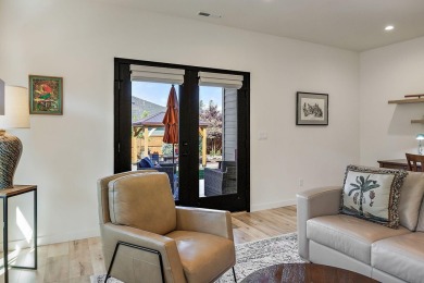 Tour this Beautiful 2022 turnkey home located in the Eagle Point on Eagle Point Golf Course in Oregon - for sale on GolfHomes.com, golf home, golf lot