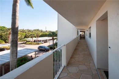 Gorgeous sunsets from this 3rd floor condo overlooking High on High Point Country Club in Florida - for sale on GolfHomes.com, golf home, golf lot