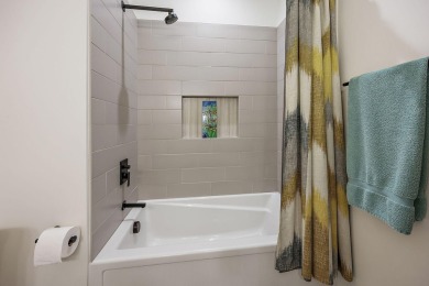 Tour this Beautiful 2022 turnkey home located in the Eagle Point on Eagle Point Golf Course in Oregon - for sale on GolfHomes.com, golf home, golf lot