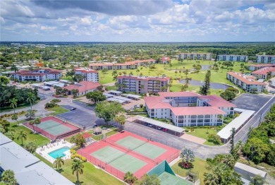 Gorgeous sunsets from this 3rd floor condo overlooking High on High Point Country Club in Florida - for sale on GolfHomes.com, golf home, golf lot