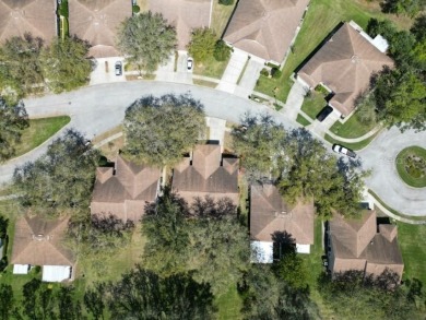 Welcome to this cozy 2-bedroom, 2-bathroom villa in the Lake on The Links of Lake Bernadette in Florida - for sale on GolfHomes.com, golf home, golf lot
