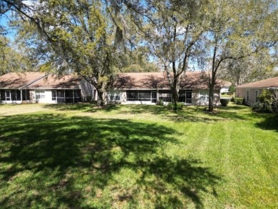 Welcome to this cozy 2-bedroom, 2-bathroom villa in the Lake on The Links of Lake Bernadette in Florida - for sale on GolfHomes.com, golf home, golf lot