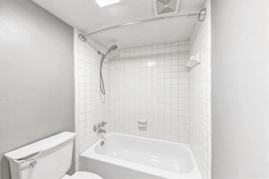 Beautifully updated 2-bedroom, 2-bath condominium in Cross Creek on Cross Creek Golf Course in Georgia - for sale on GolfHomes.com, golf home, golf lot