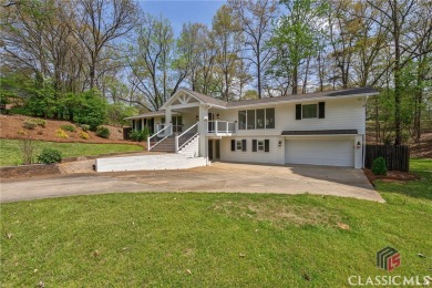 Your search is OVER! This newly renovated SPRAWLING RANCH on the on Chattahoochee Golf Course in Georgia - for sale on GolfHomes.com, golf home, golf lot