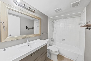 Beautifully updated 2-bedroom, 2-bath condominium in Cross Creek on Cross Creek Golf Course in Georgia - for sale on GolfHomes.com, golf home, golf lot