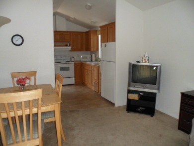 Right now, you could own a 2007 model 1 bed/1 bath, 385.00 sq on Viewpoint Golf Resort in Arizona - for sale on GolfHomes.com, golf home, golf lot