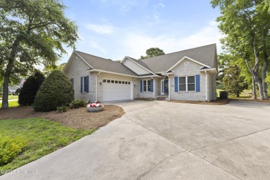 Care and consideration has gone into this beautifully updated on Sea Trail Golf Resort in North Carolina - for sale on GolfHomes.com, golf home, golf lot