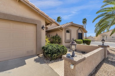 WELCOME TO THIS LOVELY WELL MAINTAINED HOME IN WESTBROOKE on Westbrook Village / Vista Golf Course in Arizona - for sale on GolfHomes.com, golf home, golf lot