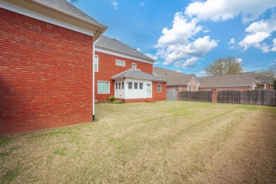 Offering 4 bedrooms, 3 bathrooms, a laundry room with a wash tub on Jackson Country Club in Tennessee - for sale on GolfHomes.com, golf home, golf lot
