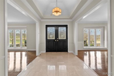 OPEN SUNDAY, 5/18, 1-3P! Circa 1976. A new and refreshing change on Forest Hills Country Club  in Missouri - for sale on GolfHomes.com, golf home, golf lot