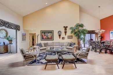 This 3BR Convertible, 2.5 bath Villa is located in the very on Hunters Run Golf and Country Club in Florida - for sale on GolfHomes.com, golf home, golf lot