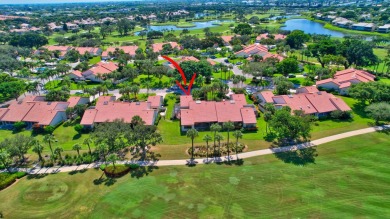 This 3BR Convertible, 2.5 bath Villa is located in the very on Hunters Run Golf and Country Club in Florida - for sale on GolfHomes.com, golf home, golf lot