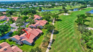 This 3BR Convertible, 2.5 bath Villa is located in the very on Hunters Run Golf and Country Club in Florida - for sale on GolfHomes.com, golf home, golf lot