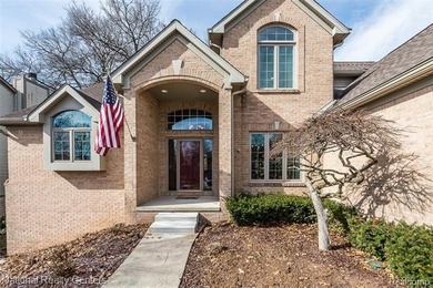 Gorgeous Home in Desirable Beacon Hill Golf Course Community on on Beacon Hill Golf Club in Michigan - for sale on GolfHomes.com, golf home, golf lot