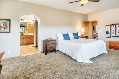 Lake Arrowhead View Lodge -- a beautifully maintained, log-sided on Lake Arrowhead Country Club in California - for sale on GolfHomes.com, golf home, golf lot