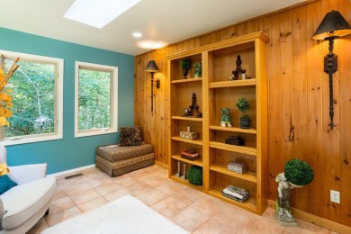 Highlands sophistication at a Franklin, NC pricepoint! This chic on Mill Creek Country Club in North Carolina - for sale on GolfHomes.com, golf home, golf lot
