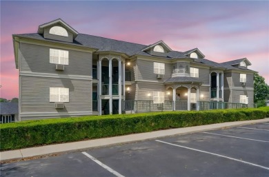 Fully-Furnished BRANSON WALK-IN Unit with year-around views of on Holiday Hills Resort and Golf in Missouri - for sale on GolfHomes.com, golf home, golf lot