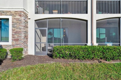 This charming two-bedroom, two-bathroom den home is situated in on Lakewood National Golf Club in Florida - for sale on GolfHomes.com, golf home, golf lot