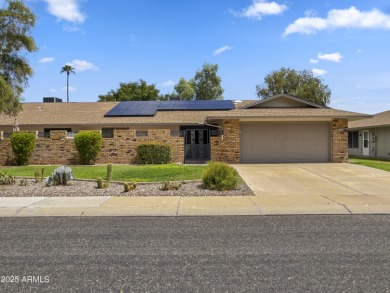 Beautifully updated twin home you won't want to miss in the on Pebblebrook Golf Course in Arizona - for sale on GolfHomes.com, golf home, golf lot