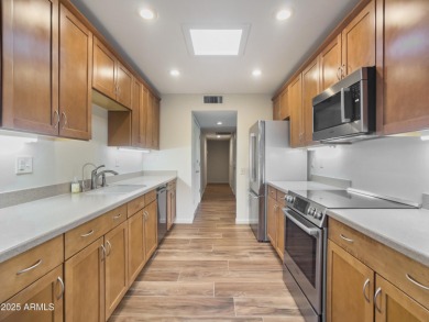 Beautifully updated twin home you won't want to miss in the on Pebblebrook Golf Course in Arizona - for sale on GolfHomes.com, golf home, golf lot