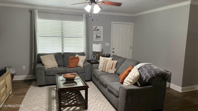 This adorable, one level home backs up to the Lakeside Golf on Lakeside Golf Course in Tennessee - for sale on GolfHomes.com, golf home, golf lot