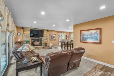 **Multiple offers received. Sellers are calling for highest and on Rolling Knoll Country Club in Illinois - for sale on GolfHomes.com, golf home, golf lot