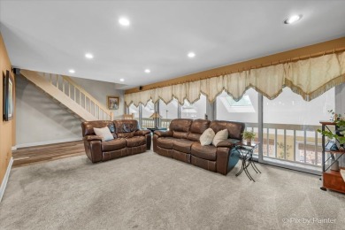 **Multiple offers received. Sellers are calling for highest and on Rolling Knoll Country Club in Illinois - for sale on GolfHomes.com, golf home, golf lot