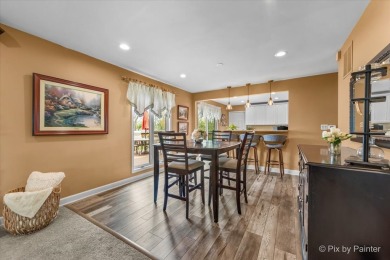 **Multiple offers received. Sellers are calling for highest and on Rolling Knoll Country Club in Illinois - for sale on GolfHomes.com, golf home, golf lot