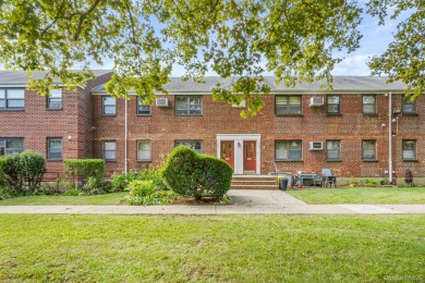 A fantastic opportunity awaits in the highly desirable Clearview on Clearview Park Golf Course in New York - for sale on GolfHomes.com, golf home, golf lot