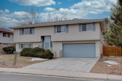 Beautiful *move-in ready* 3 bed, 3 bath home.  Modern floor plan on Aurora Hills Golf Course in Colorado - for sale on GolfHomes.com, golf home, golf lot