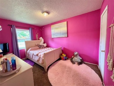 Affordable Brick Beauty Near Golf, Fishing  MidAmerica!

This on Pryor Creek Golf Course in Oklahoma - for sale on GolfHomes.com, golf home, golf lot