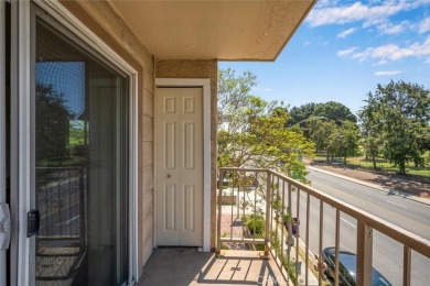 LIST AGENT:  JULIE VOCK - FIRST TEAM REAL ESTATE - .  
Coastal on Recreation Park Golf Course 18 in California - for sale on GolfHomes.com, golf home, golf lot