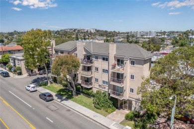 LIST AGENT:  JULIE VOCK - FIRST TEAM REAL ESTATE - .  
Coastal on Recreation Park Golf Course 18 in California - for sale on GolfHomes.com, golf home, golf lot