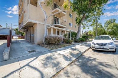 LIST AGENT:  JULIE VOCK - FIRST TEAM REAL ESTATE - .  
Coastal on Recreation Park Golf Course 18 in California - for sale on GolfHomes.com, golf home, golf lot